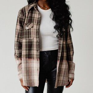 *NEW ARRIVAL* Fall Feels Plaid Shirt